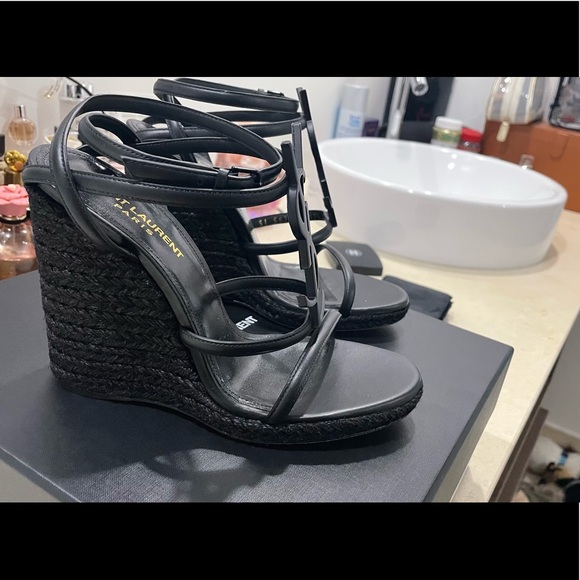 Women's Cassandra Wedge Heel Sandals - Picture 1 of 5